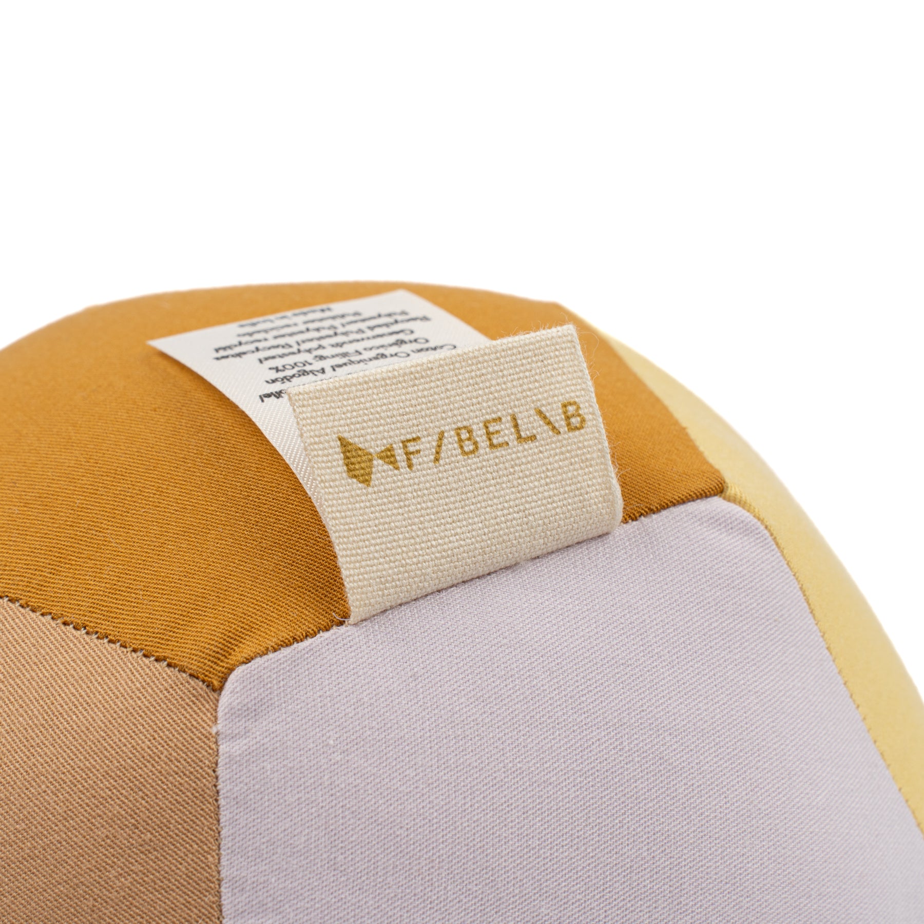 Fabelab - Fabric Activity Cube - Farm