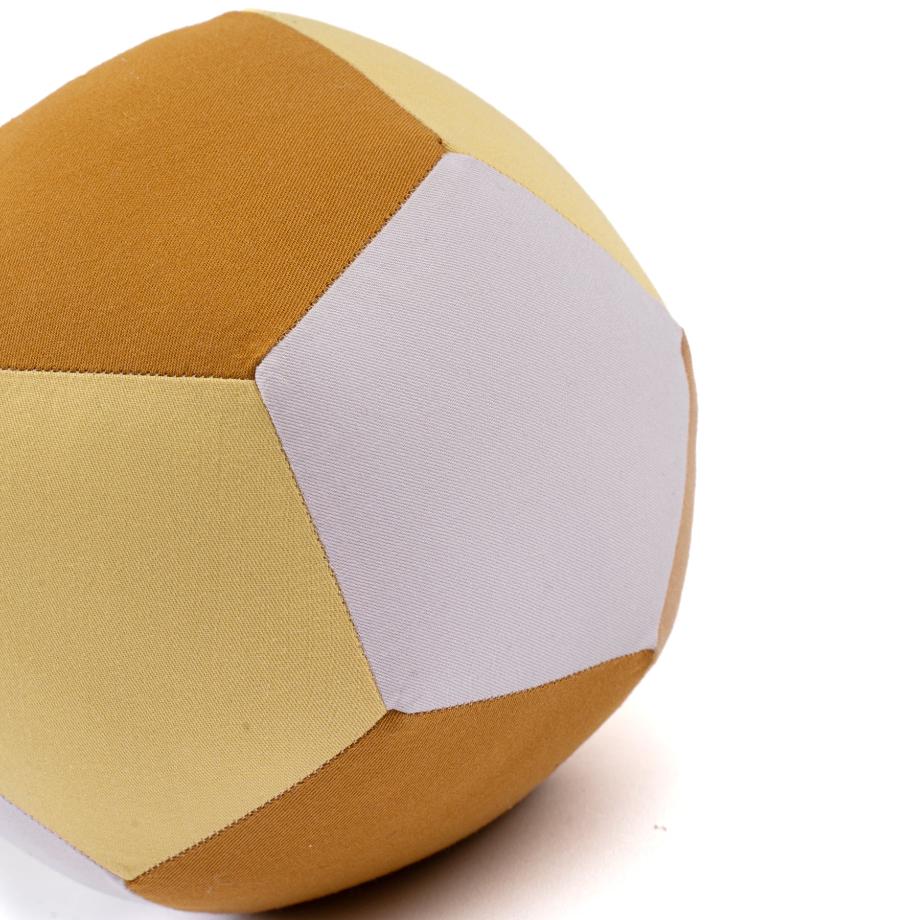 Fabelab - Fabric Activity Cube - Farm