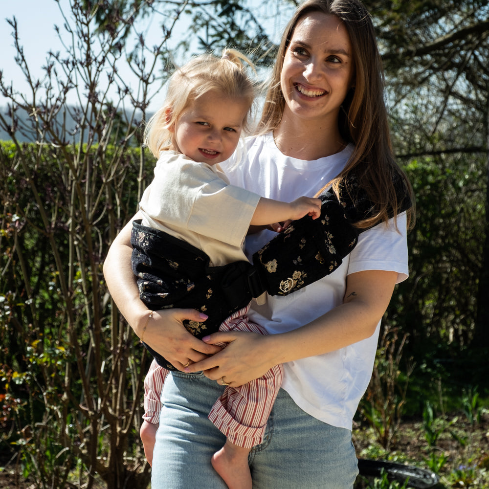 That's mine - Cleo toddler carrier - Black Beauty