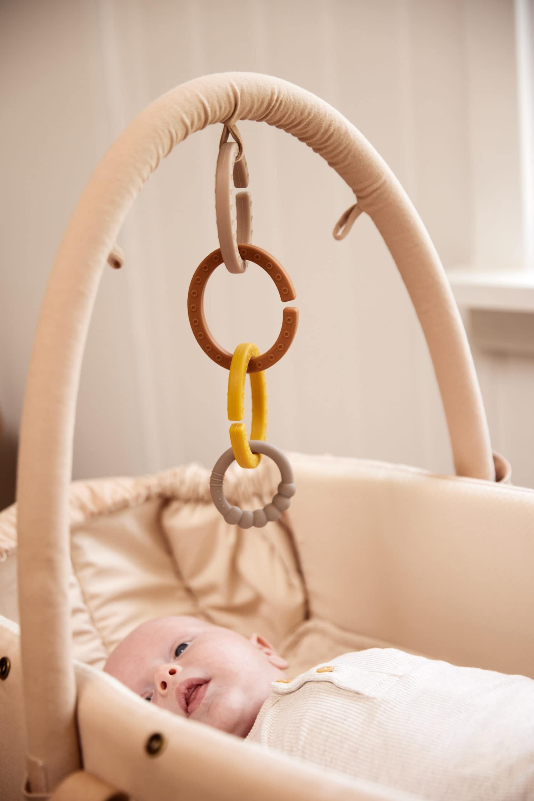 FILIBABBA - Activity Arch for Frida Swift Lift - Beige