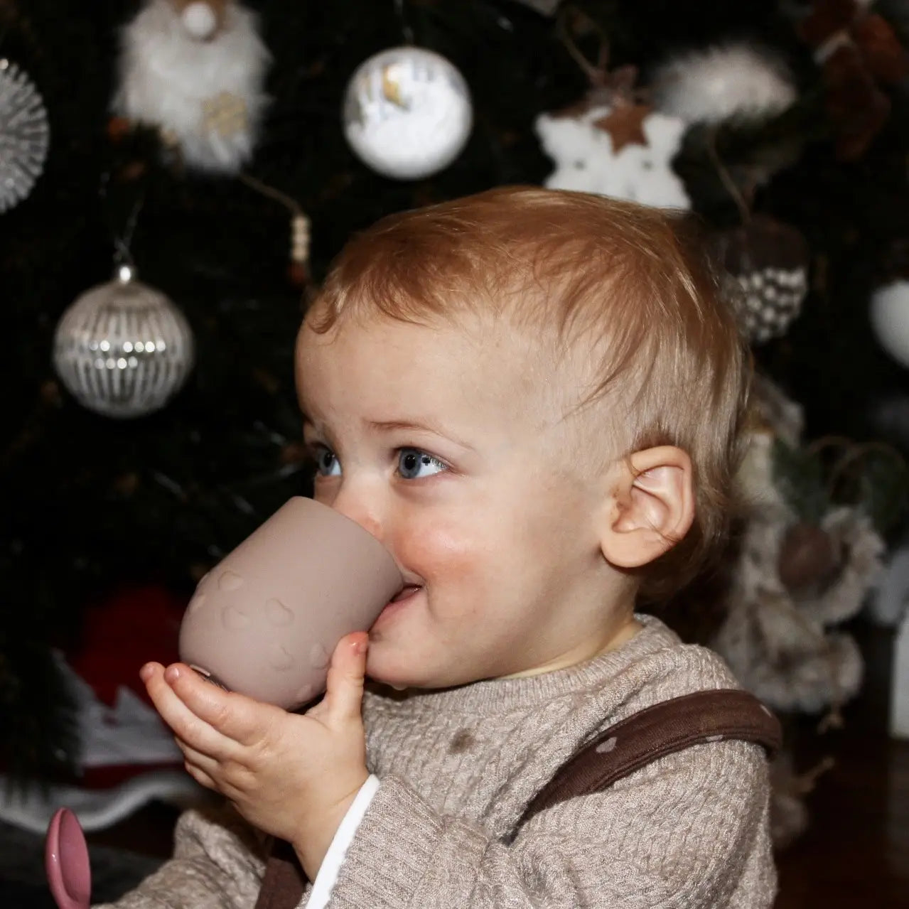 Soina - Baby drikke-kop i silikone - Brun