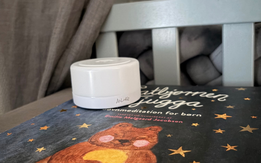 AlLuKo - Ammelampe / natlampe med touch - Ledningsfri - Rødt lys