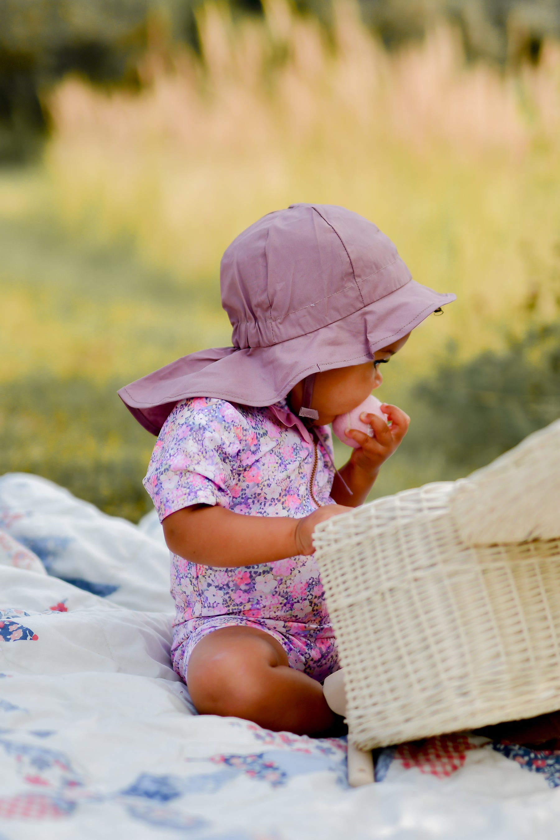 Mikk-Line - Sommerhat m. lang nakke - Woodrose