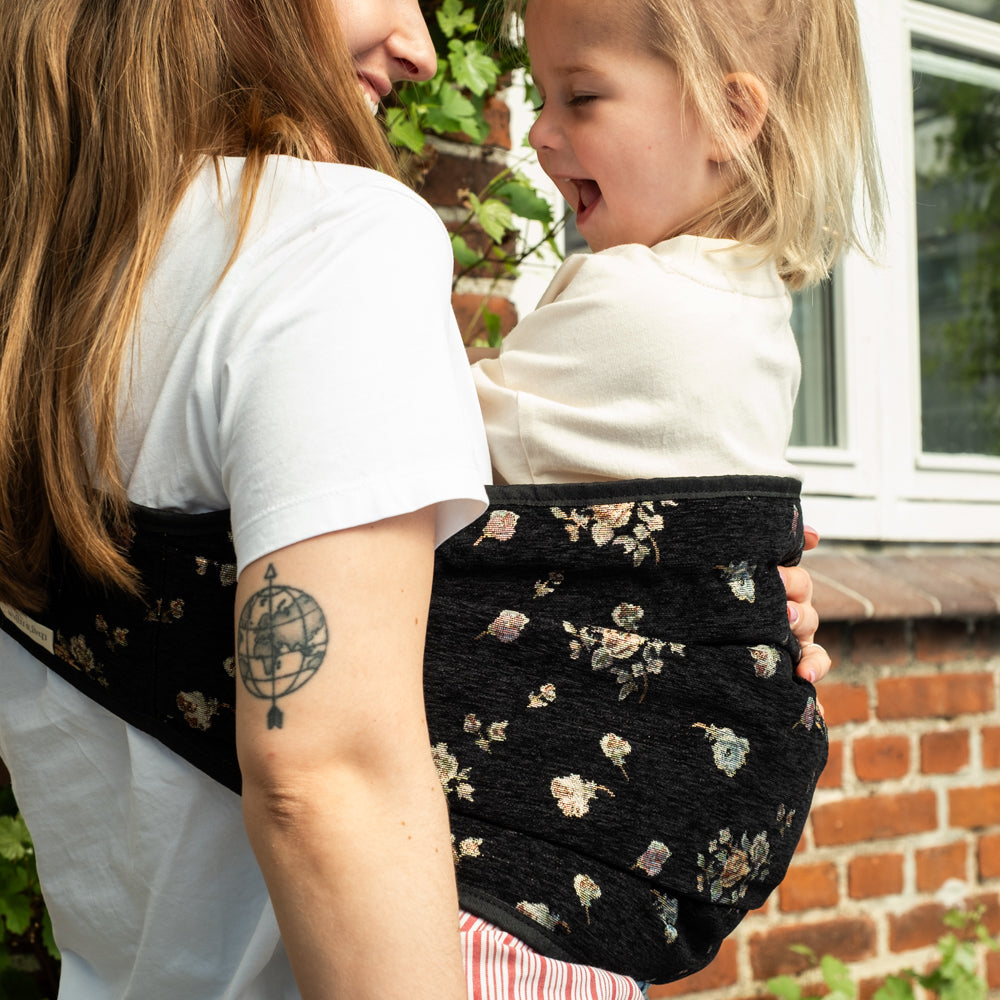 That's mine - Cleo toddler carrier - Black Beauty